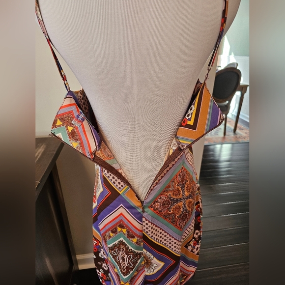 Urban Outfitters Mallory Slip Dress Size XS Scarf Print Form Fitting Back Zipper - Picture 5 of 10